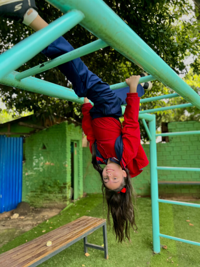 Los futuros alumnos de Almenitas Encarnación visitan el colegio para conocer las clases y a sus nuevos profesores